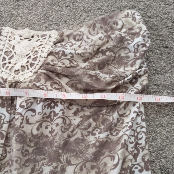 Flowy tube top shirt - Picture 5 of 6